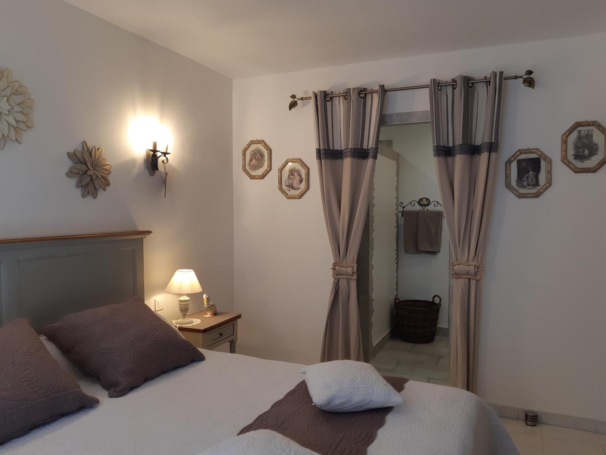 Chambre d'Hôtes - VILLA LA LICORNE Belcodene Extérieur photo